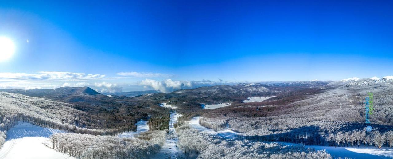 Great Mountain B&B Platak מראה חיצוני תמונה