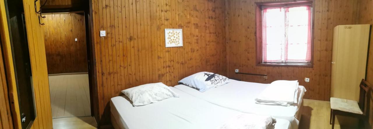 Great Mountain B&B Platak מראה חיצוני תמונה